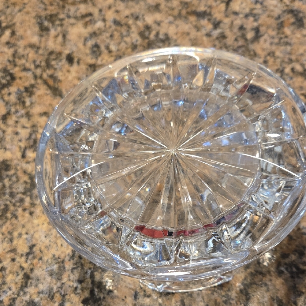 Elegant Crystal Candle Holder - Picture 4 of 8